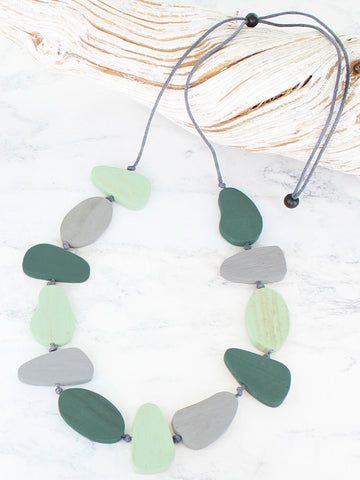 Wooden Pebble Necklace - Green