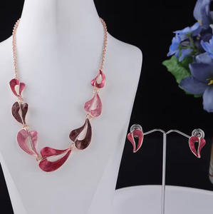 Teardrop Necklace & Matching Earrings
