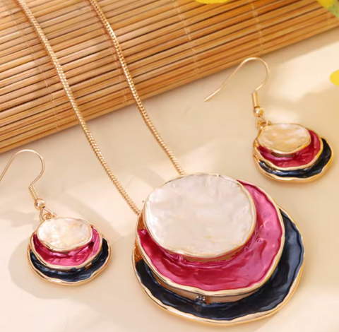 Triple Disc Necklace & Earrings - Beige/Pink/Blue