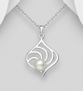 925 Sterling Silver Pendant, Decorated with White Fresh Water