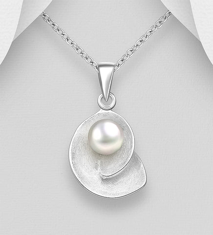 925 Sterling Silver Matte Pendant, Decorated with Fresh Water Pearl