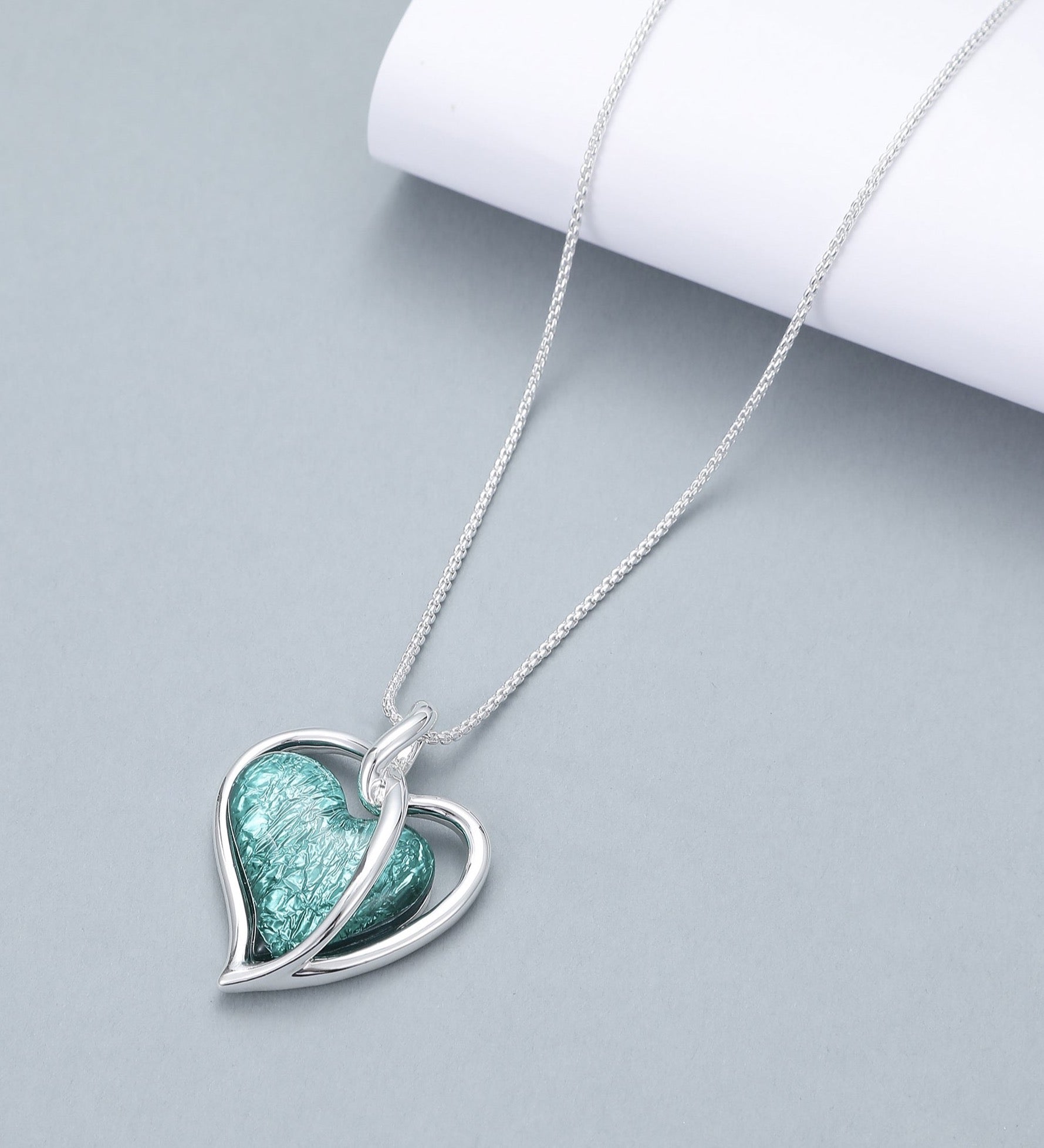 Turquoise Hearts - Necklace