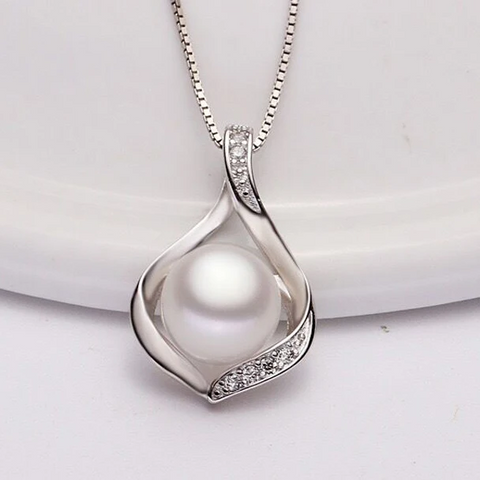 925 Sterling Silver Pendant, Decorated with Fresh Water Pearl - White