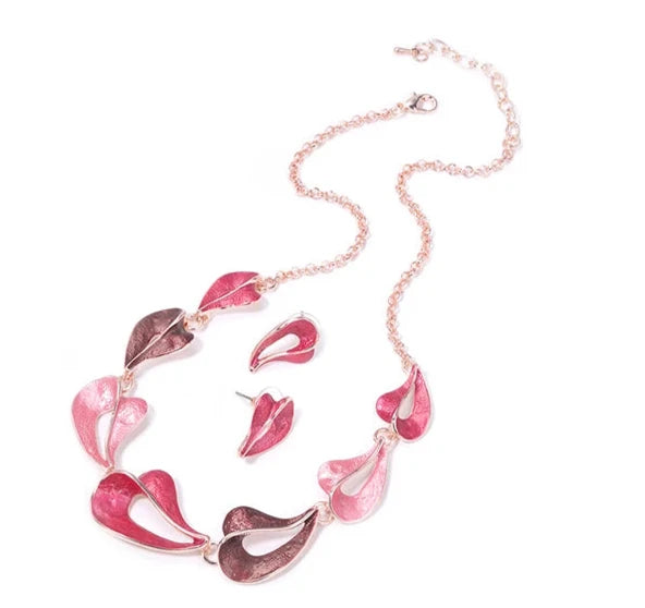 Teardrop Necklace & Matching Earrings