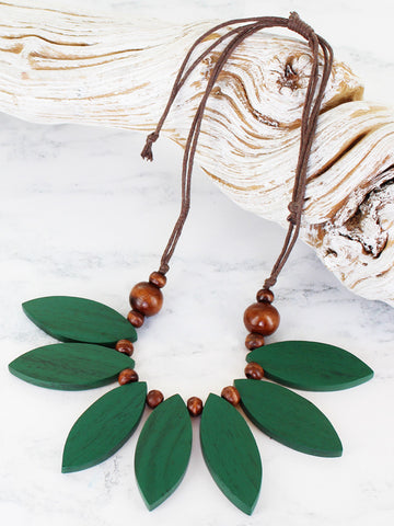 Wooden Petal Necklace - Green